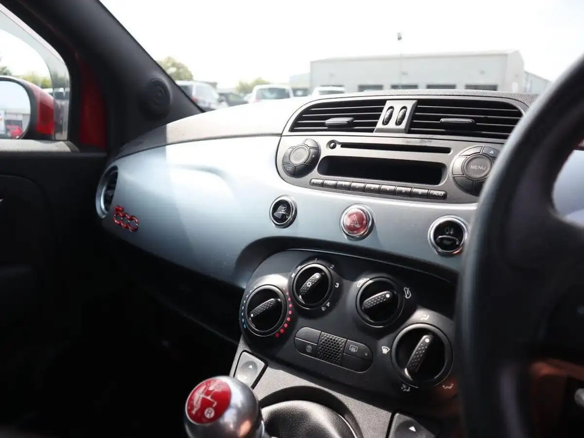 2014-fiat-500-12-s-big-26