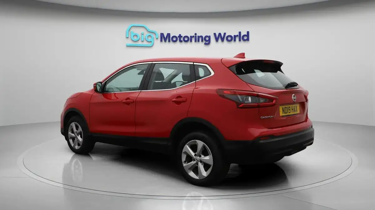 2019-nissan-qashqai-15dci-acenta-premium-heat-pack-big-5