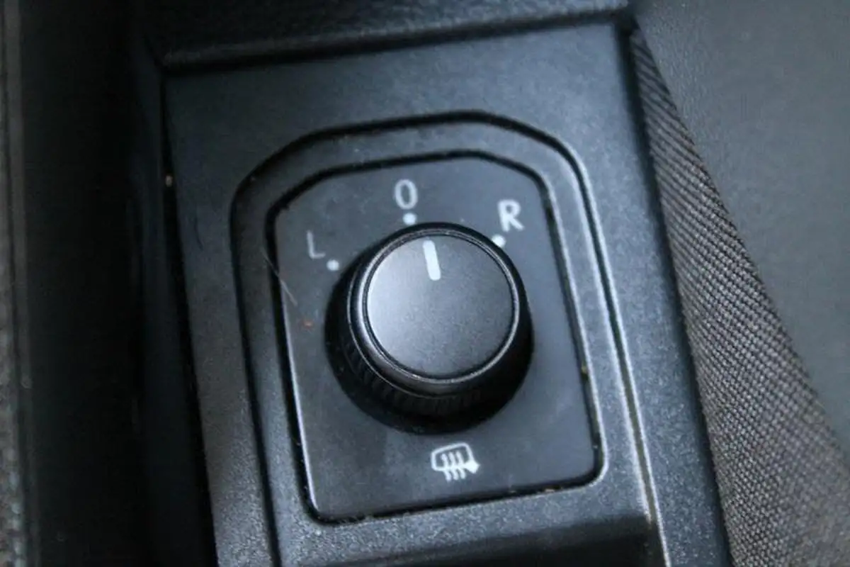 2021-skoda-scala-10-tsi-se-109ps-dsg-big-17
