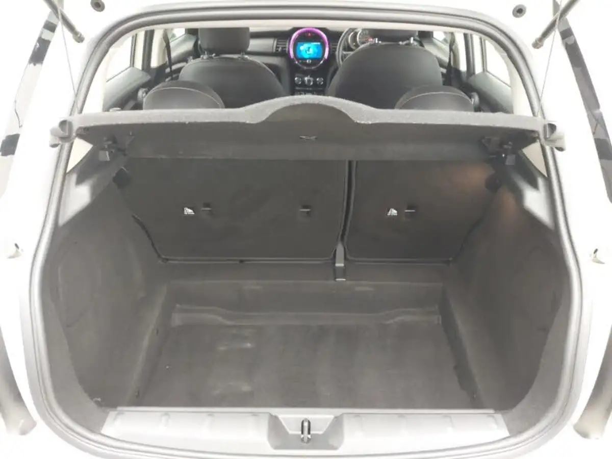 2019-mini-cooper-15-cooper-classic-hatchback-5d-big-7