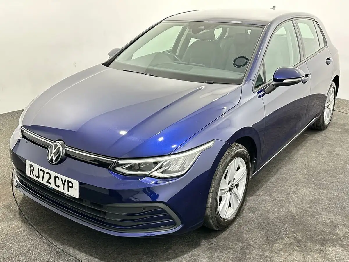 2022-volkswagen-golf-15-tsi-life-150ps-hatchback-big-52