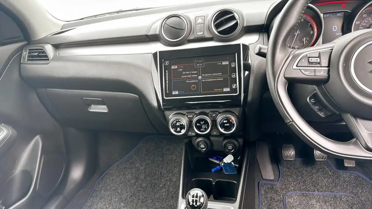 2021-suzuki-swift-12-dualjet-sz5-big-17