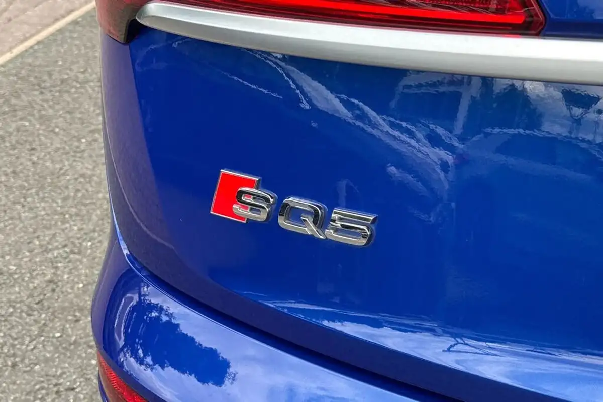 2022-audi-sq5-30tdi-station-wagon-big-27