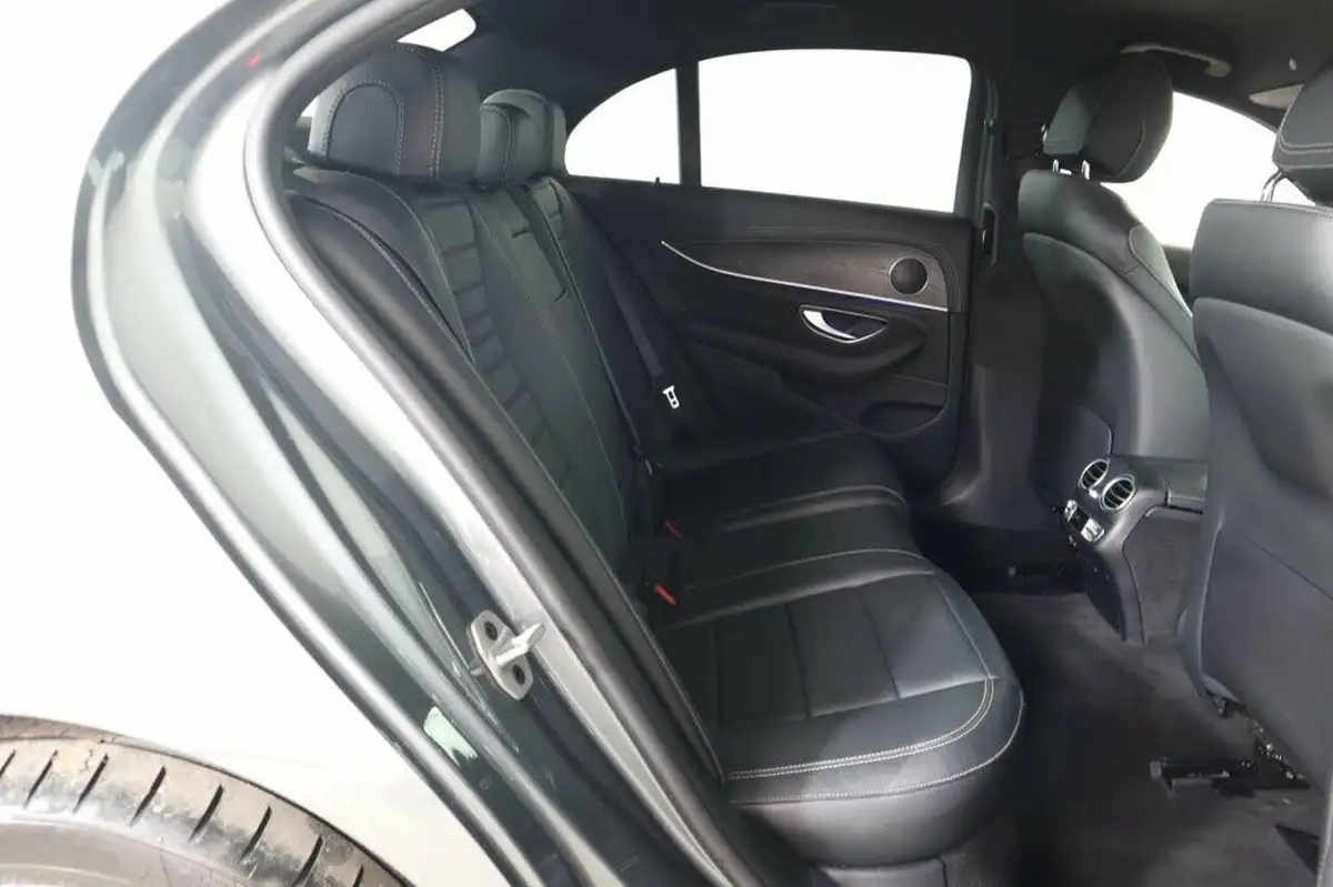 2020-mercedes-benz-e-class-20d-e300de-amg-line-eq-power-saloon-4d-big-11