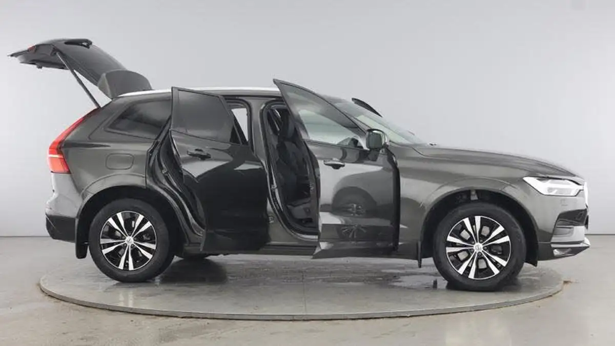 2020-volvo-xc60-20td-d4-momentum-pro-big-9