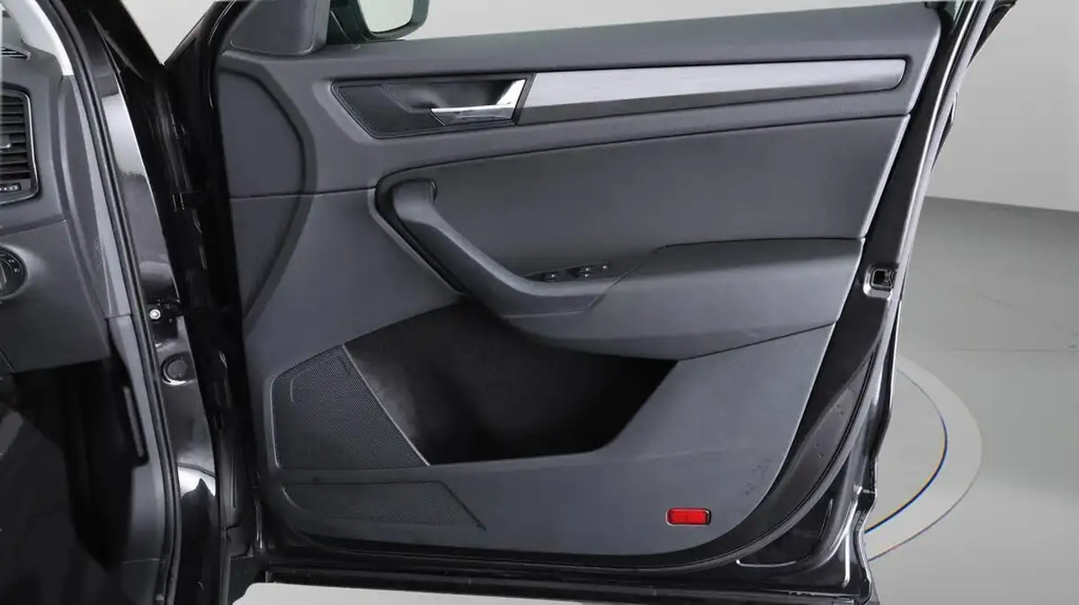 2021-skoda-kodiaq-15-tsi-se-5-big-14