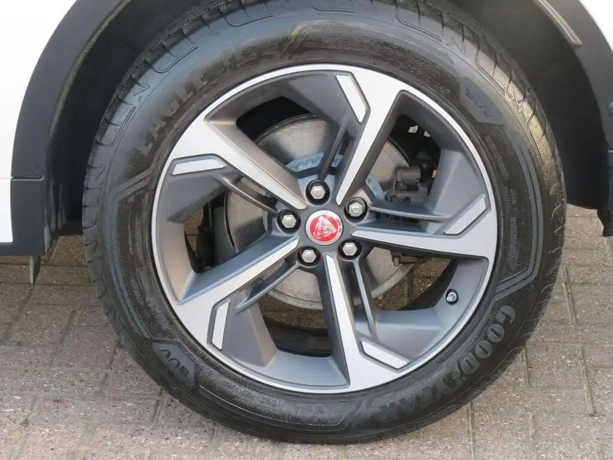 2021-jaguar-e-pace-20-d200-r-dynamic-se-big-10