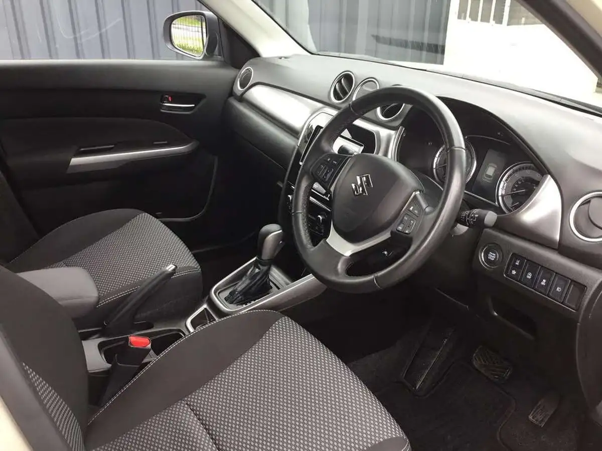 2022-suzuki-vitara-14-boosterjet-sz-t-auto-big-11