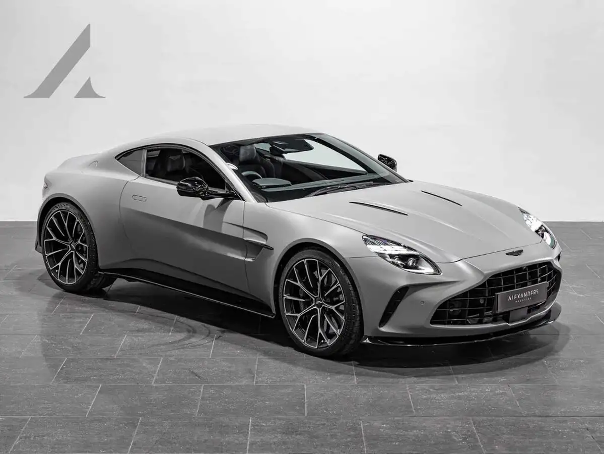 2024-aston-martin-vantage-big-0