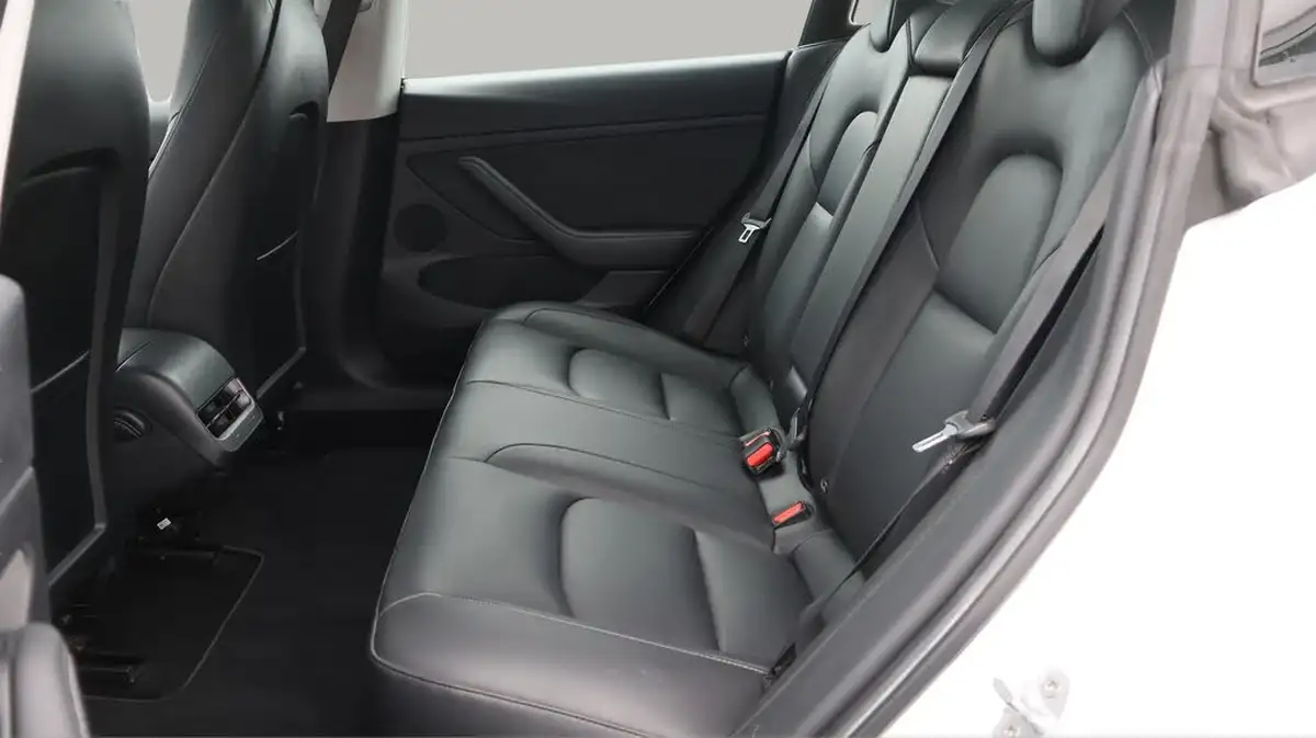 2021-tesla-model-3-e-long-range-4x4-big-16