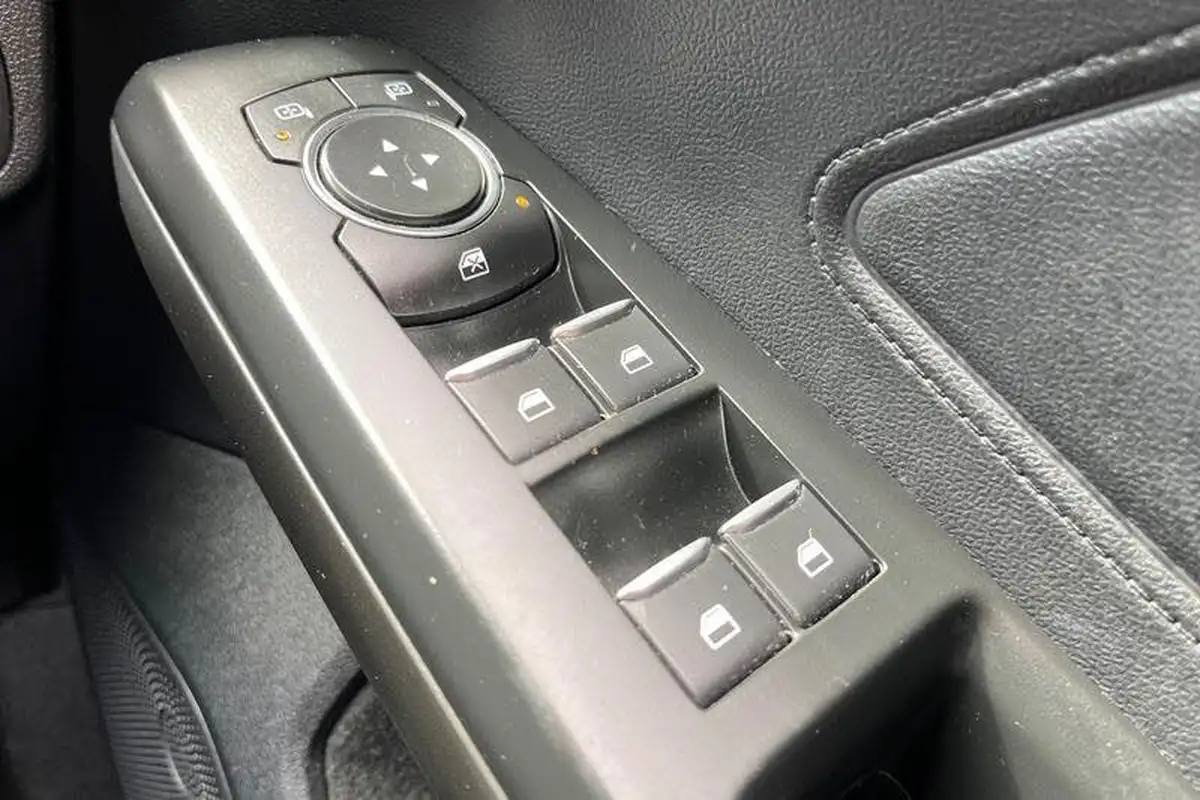 2020-ford-focus-10t-active-edition-125ps-hybrid-mhev-hatchback-big-15