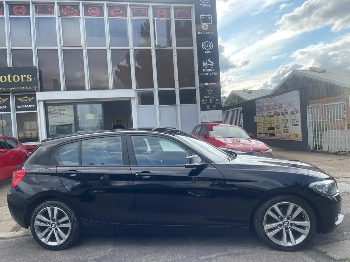 2016-bmw-1-series-15-118i-sport-5d-big-10