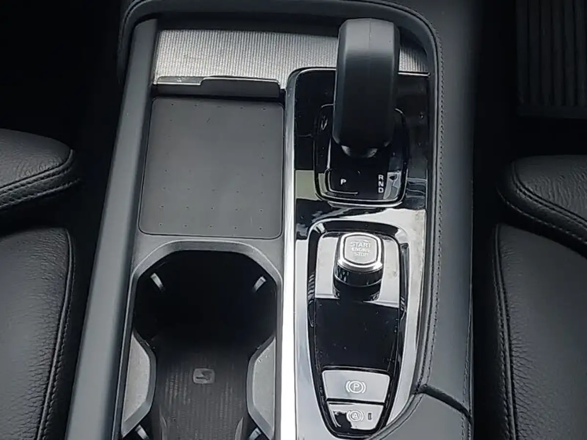 2024-volvo-xc90-20-b5-core-big-12