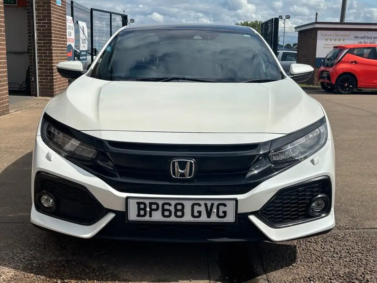 2018-honda-civic-16-i-dtec-ex-ss-hatchback-5d-big-1