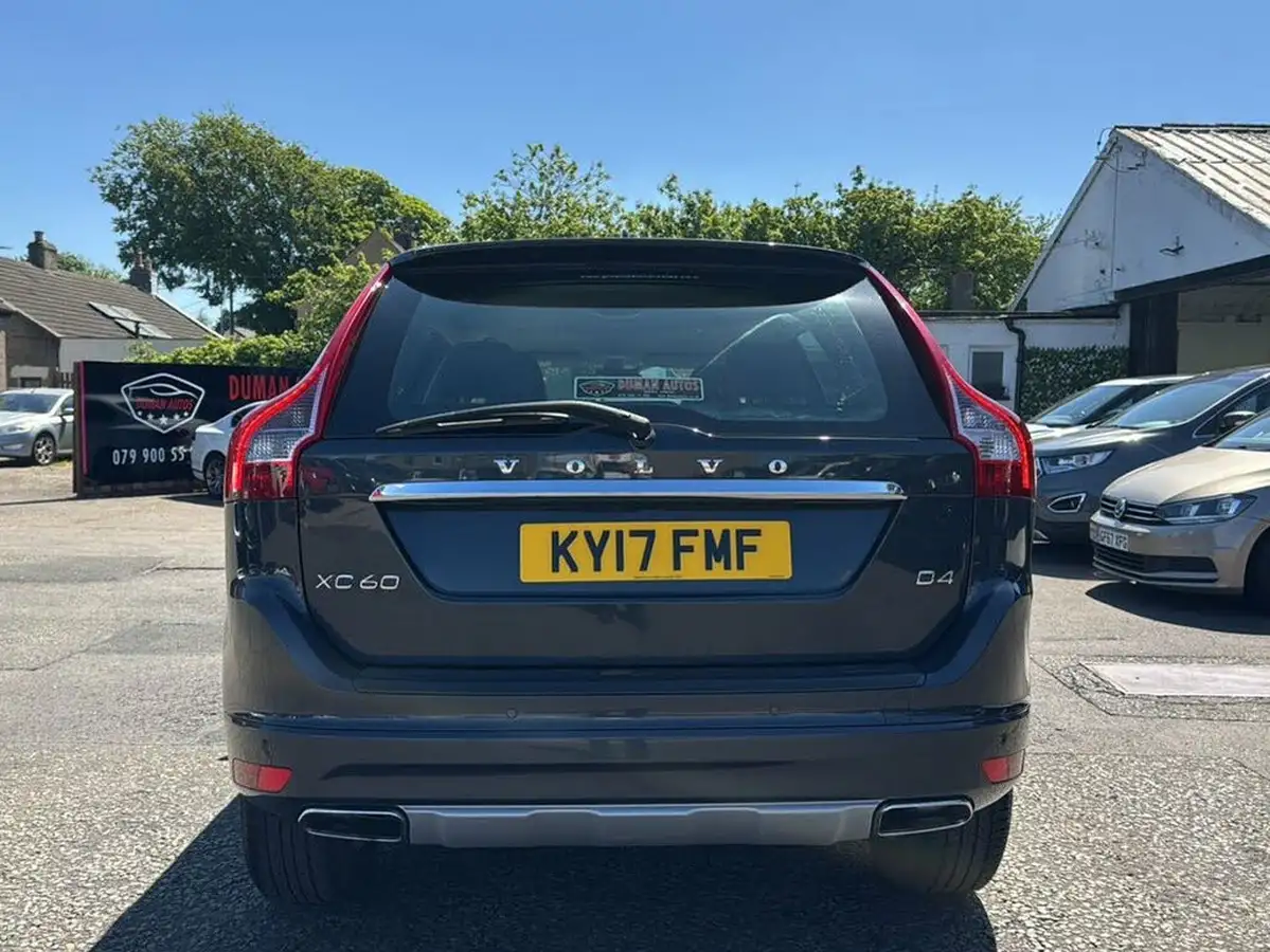 2017-volvo-xc60-20td-d4-se-geartronic-big-5