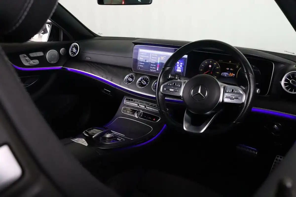 2020-mercedes-benz-e-class-20d-e300d-amg-line-premium-cabriolet-big-24