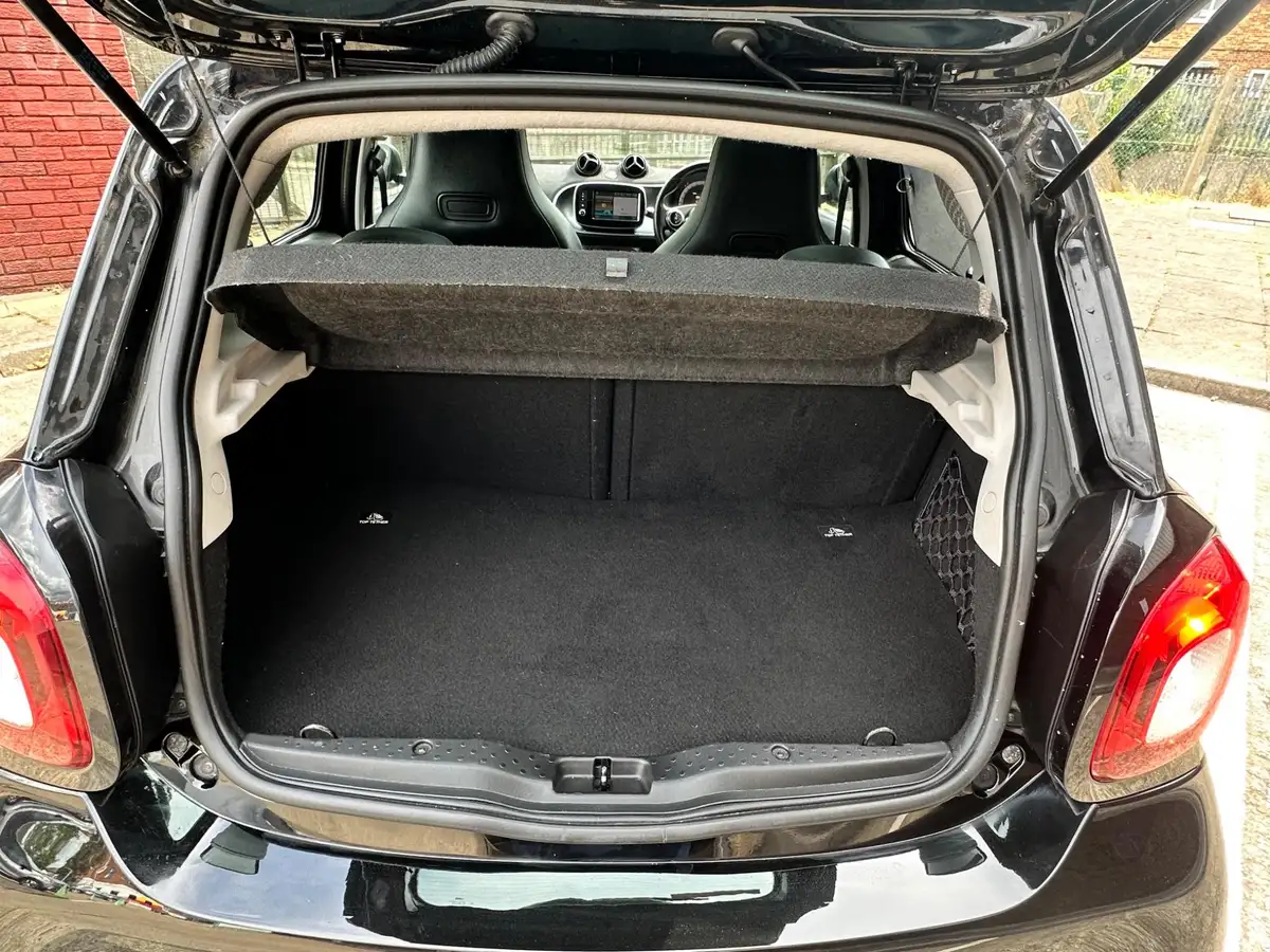 2018-smart-forfour-10-prime-premium-twinamic-big-8