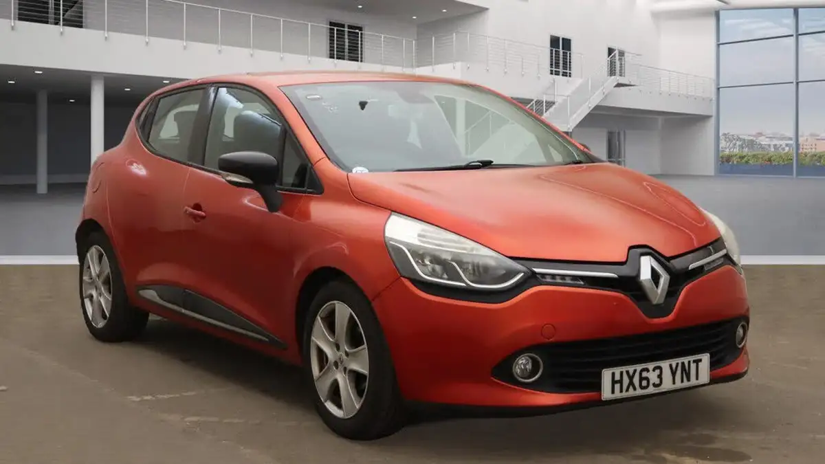 2013-renault-clio-12-dynamique-big-0