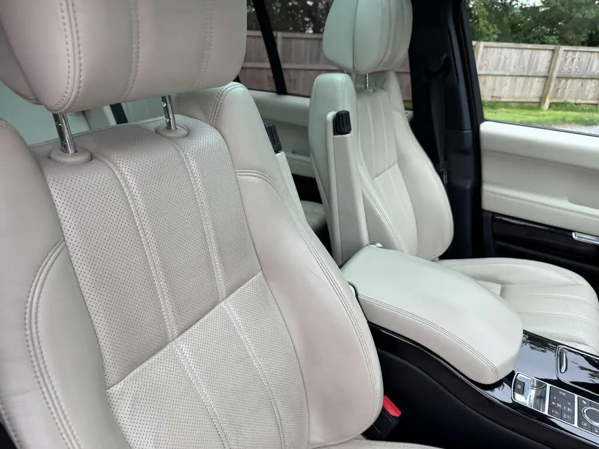 2015-land-rover-range-rover-30tdv6-vogue-big-62