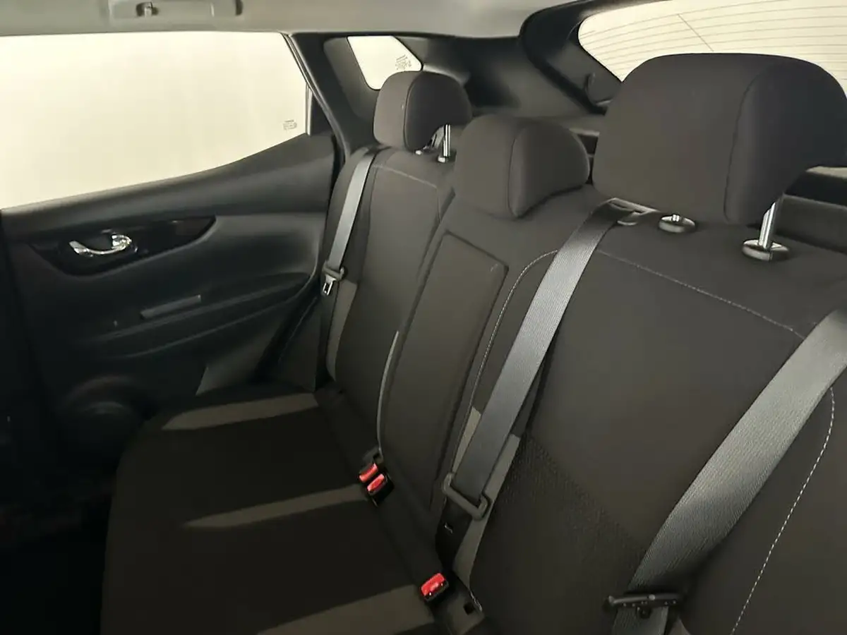 2021-nissan-qashqai-13-dig-t-acenta-premium-140ps-big-16