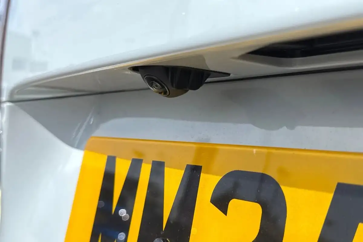 2025-honda-jazz-15-i-mmd-advance-big-39
