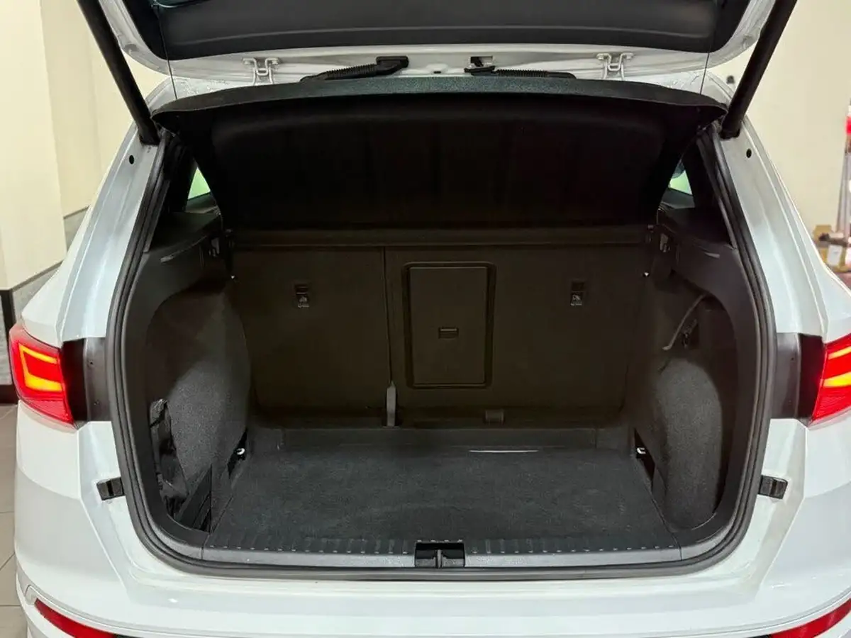 2017-seat-ateca-20-tsi-fr-big-38