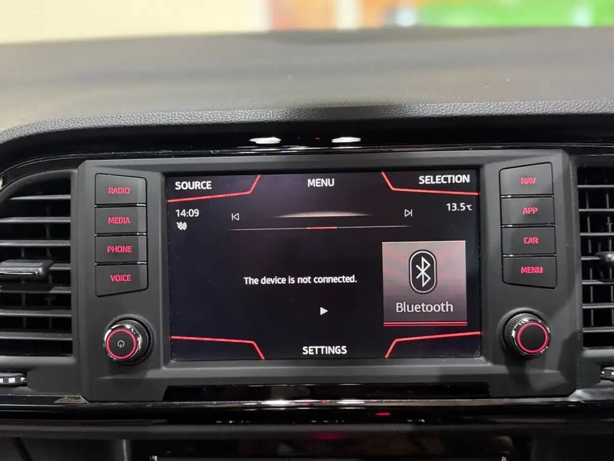 2017-seat-ateca-20-tsi-fr-big-14