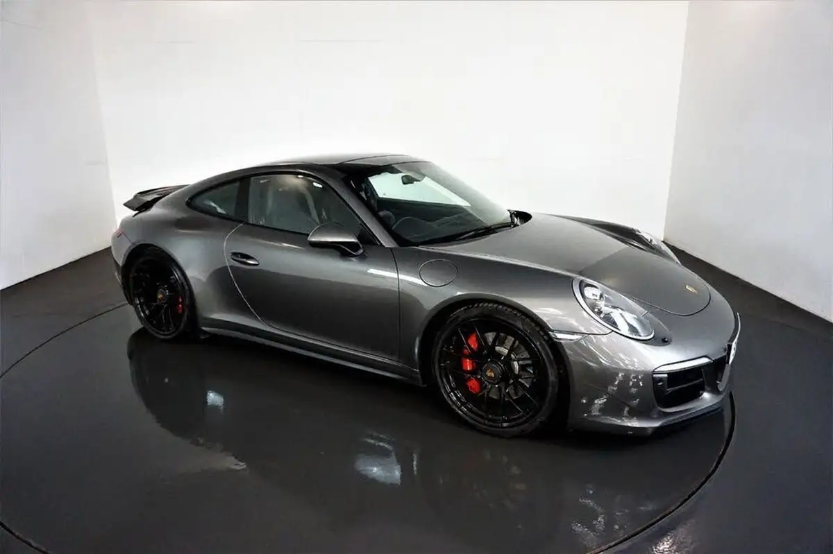 2018-porsche-911-30-carrera-gts-coupe-pdk-big-10