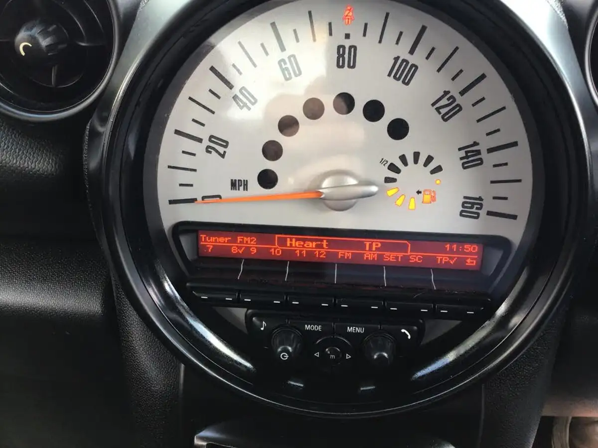 2014-mini-countryman-16-cooper-122bhp-auto-big-26