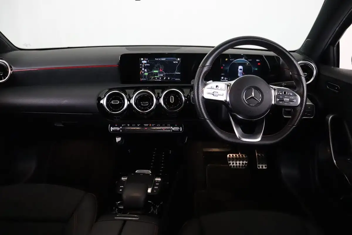 2021-mercedes-benz-a-class-13-a180-amg-line-hatchback-5d-7g-dct-big-16
