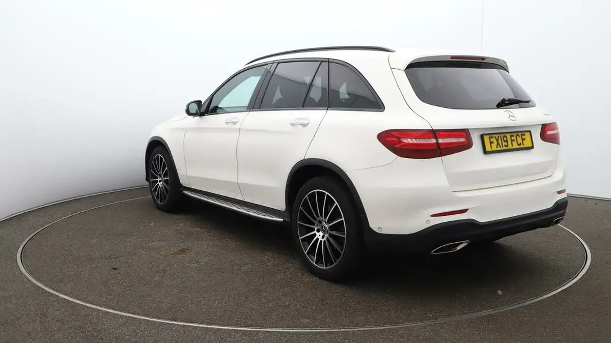 2019-mercedes-benz-glc-class-20-glc250-amg-line-premium-plusss-station-wagon-5d-big-64