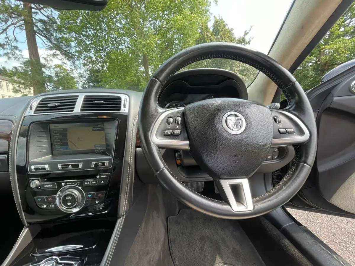 2012-jaguar-xk-50-portfolio-coupe-auto-big-26