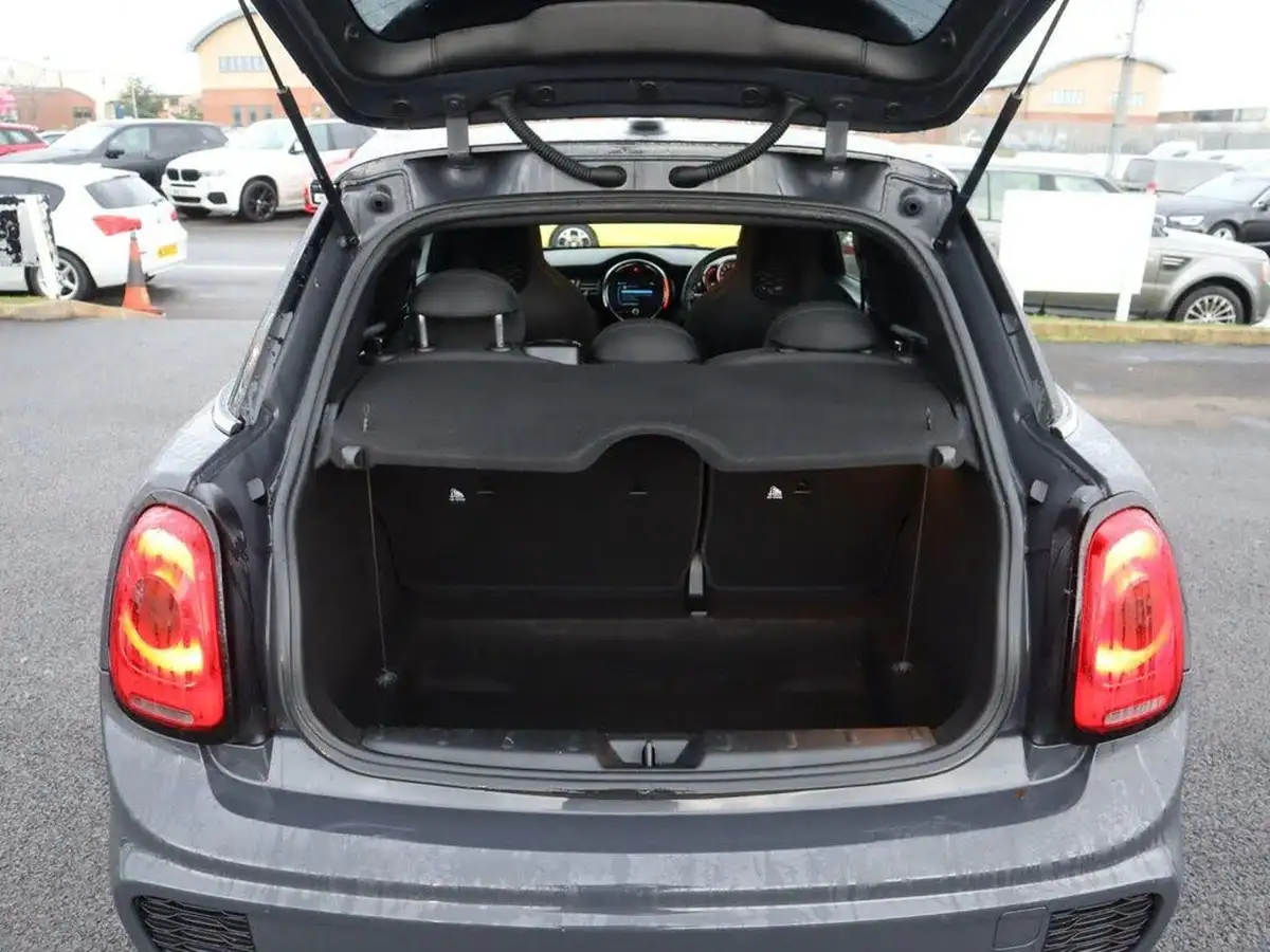 2019-mini-cooper-20-cooper-s-sport-189bhp-hatchback-5d-big-37