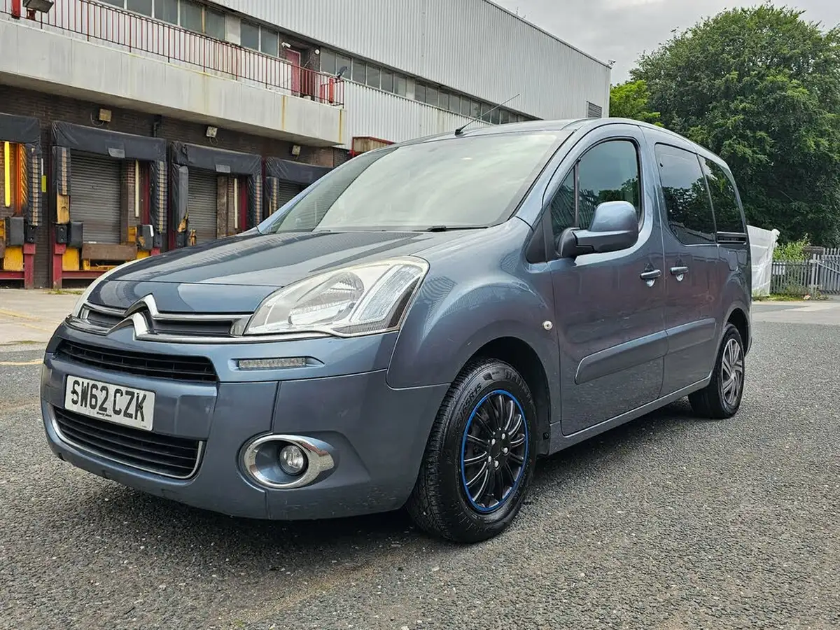 2013-citroen-berlingo-16td-vtr-90ps-big-2