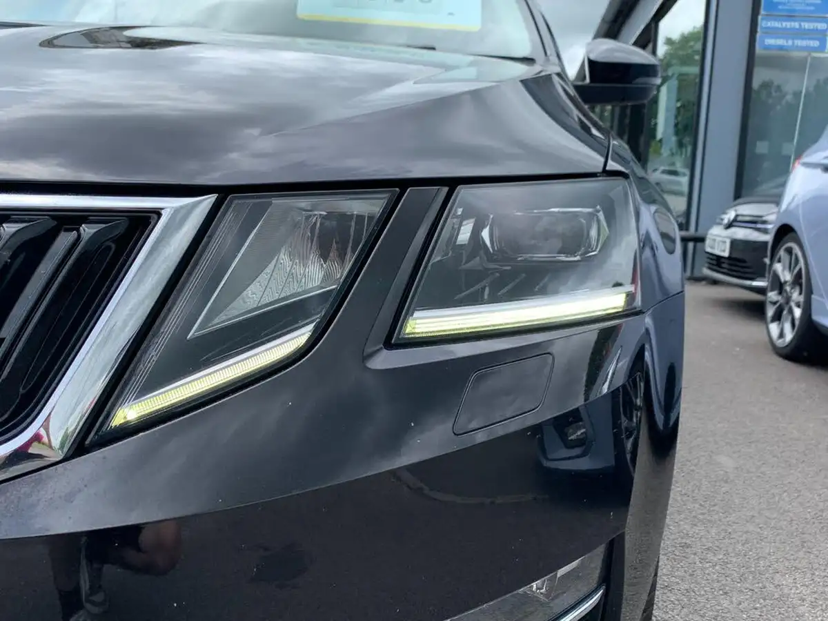 2017-skoda-octavia-14-tsi-se-l-estate-dsg-big-48