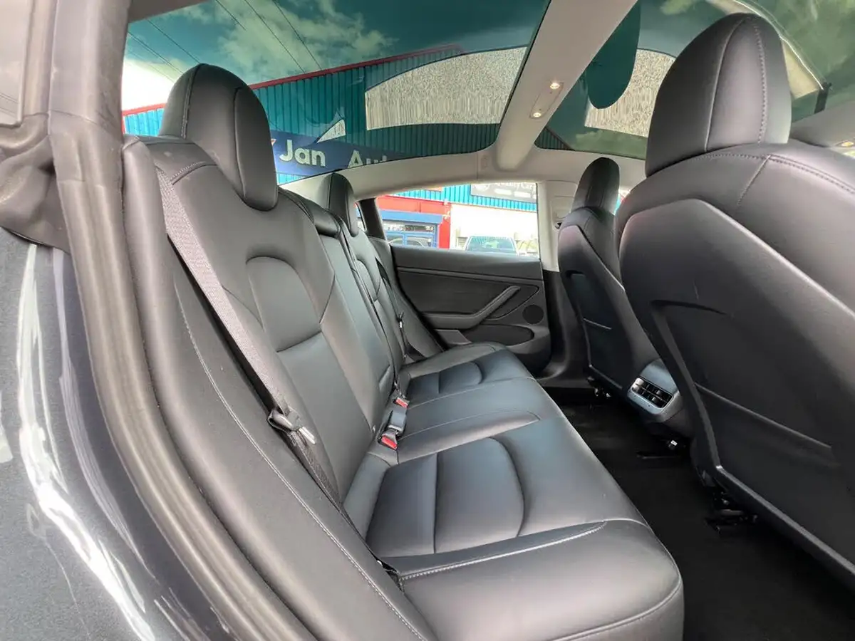 2021-tesla-model-3-e-long-range-4x4-big-10