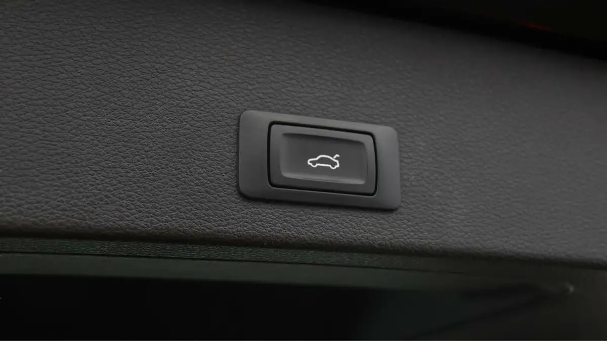 2019-audi-q2-15-35-tfsi-sport-s-tronic-big-22