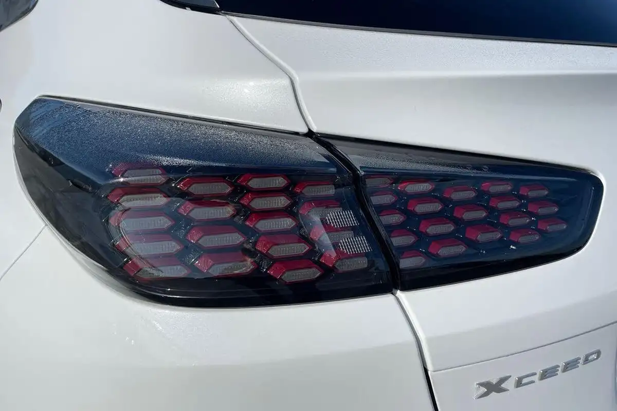 2024-kia-xceed-15-t-gdi-gt-line-s-138bhp-dct-big-24