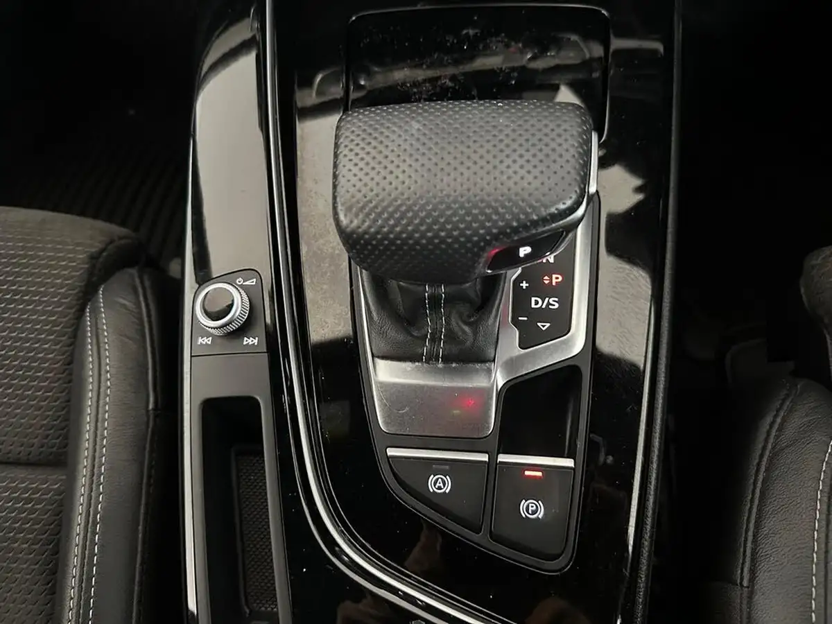 2020-audi-a4-20-35-tdi-black-edition-big-14