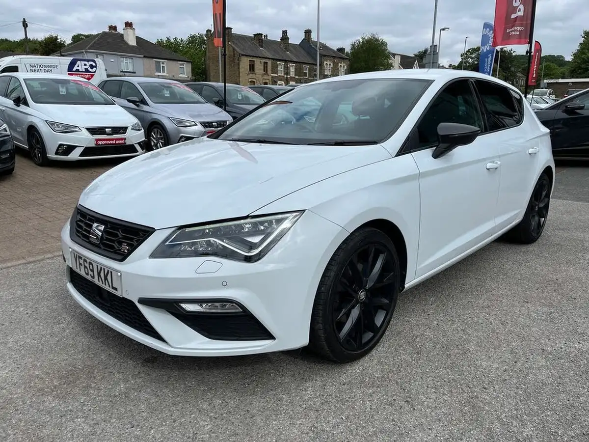 2019-seat-leon-15-tsi-evo-fr-black-edition-150ps-hatchback-dsg-big-33