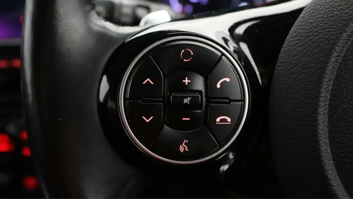 2021-kia-soul-ev-first-edition-big-23