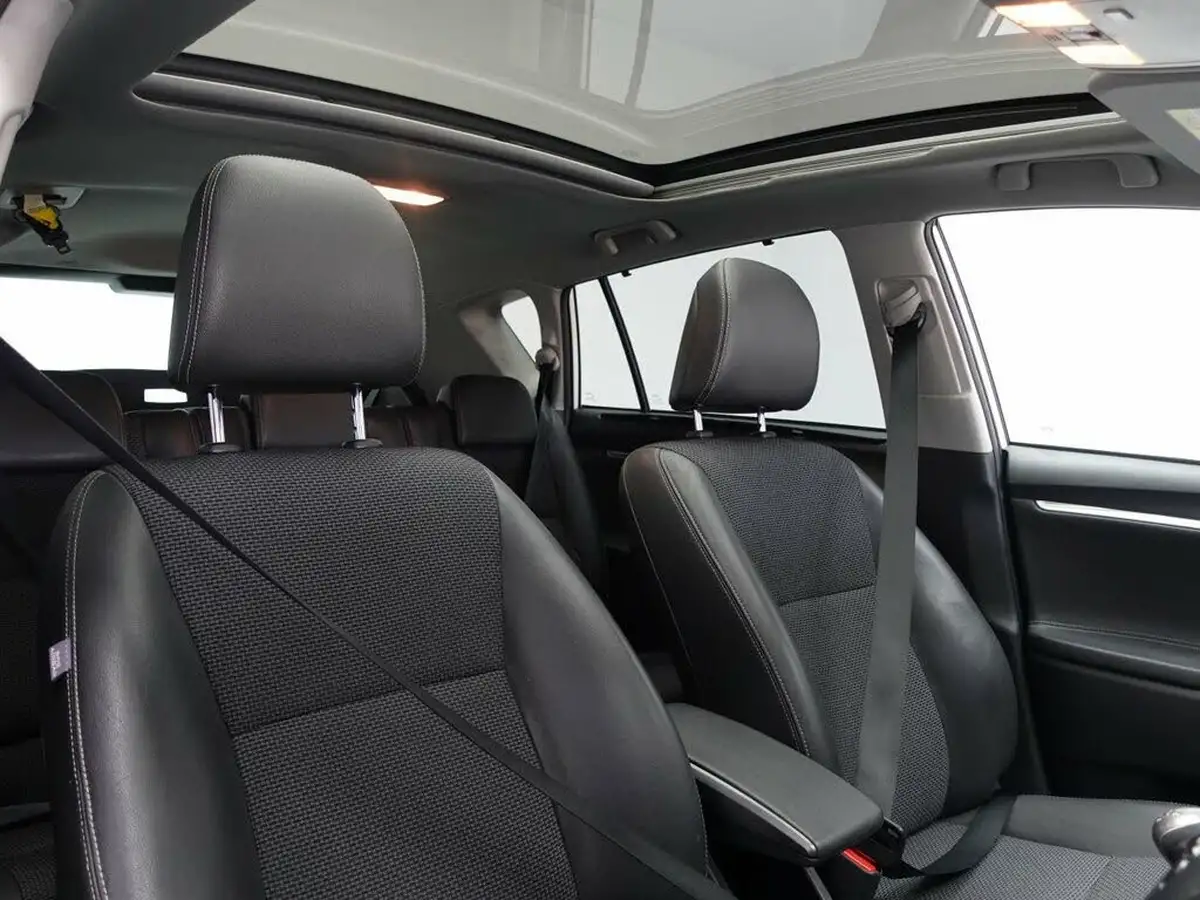 2017-toyota-verso-16d-d-4d-design-7st-big-1
