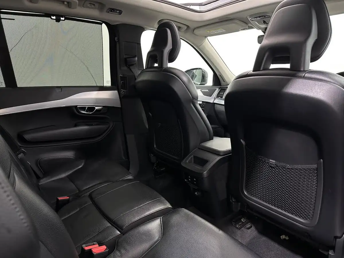 2015-volvo-xc90-20td-momentum-big-41