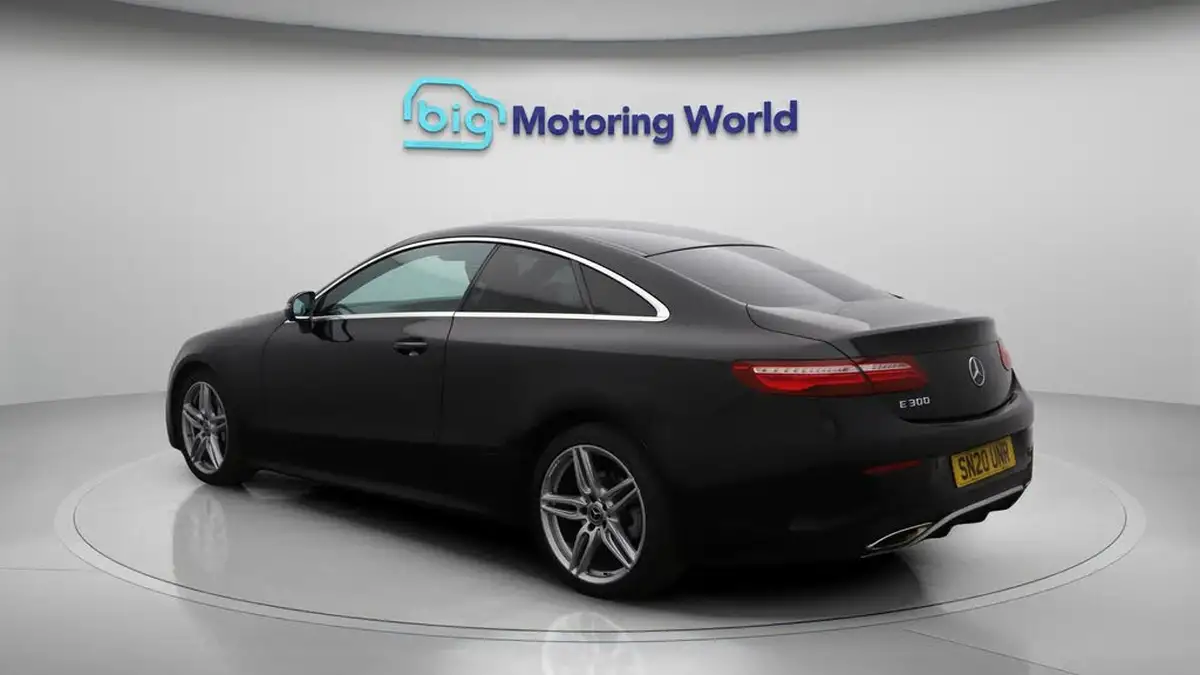 2020-mercedes-benz-e-class-20-e300-amg-line-premiumss-coupe-big-5