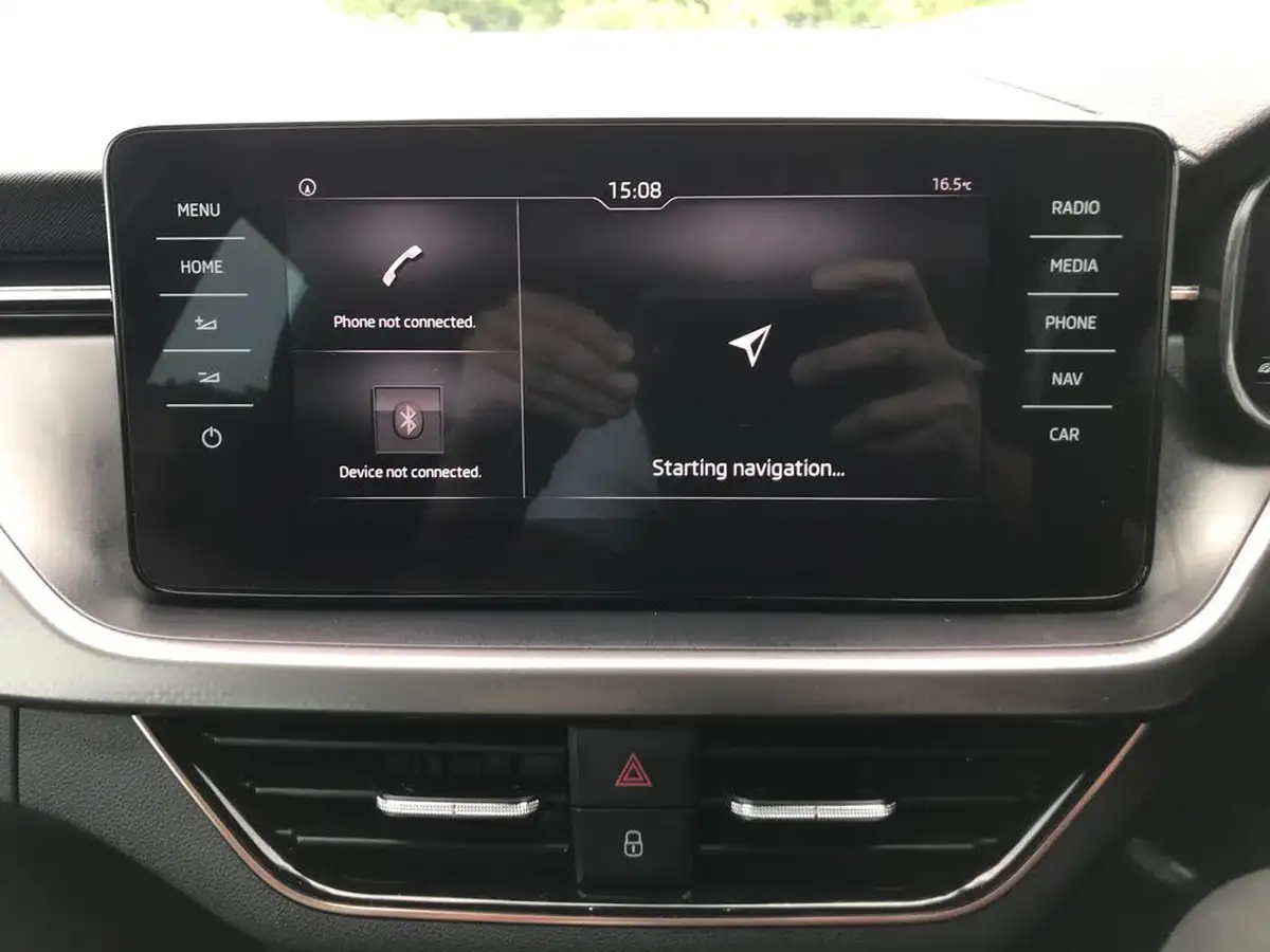 2022-skoda-scala-10-tsi-se-l-115ps-dsg-big-17