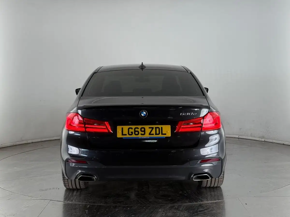 2019-bmw-5-series-big-4