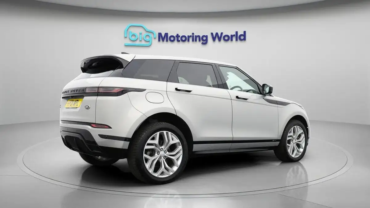 2021-land-rover-range-rover-evoque-15-p300e-r-dynamic-se-big-7