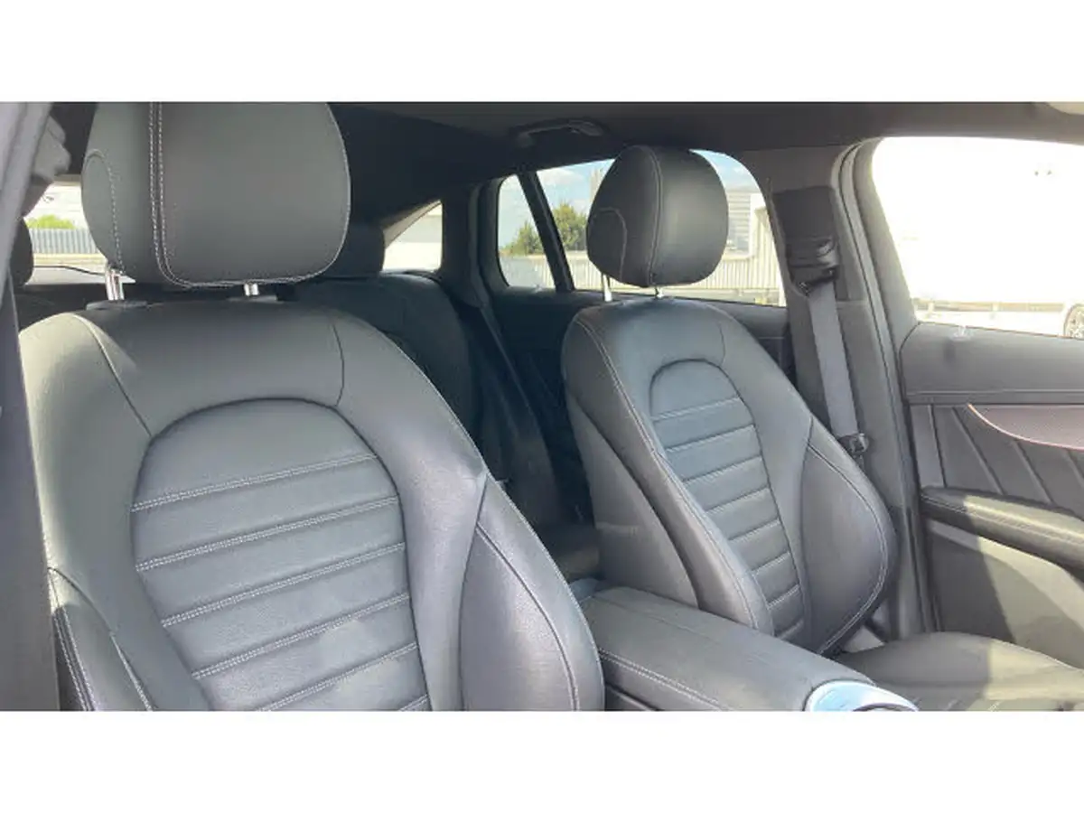 2022-mercedes-benz-eqc-e-eqc-400-amg-line-premium-big-31