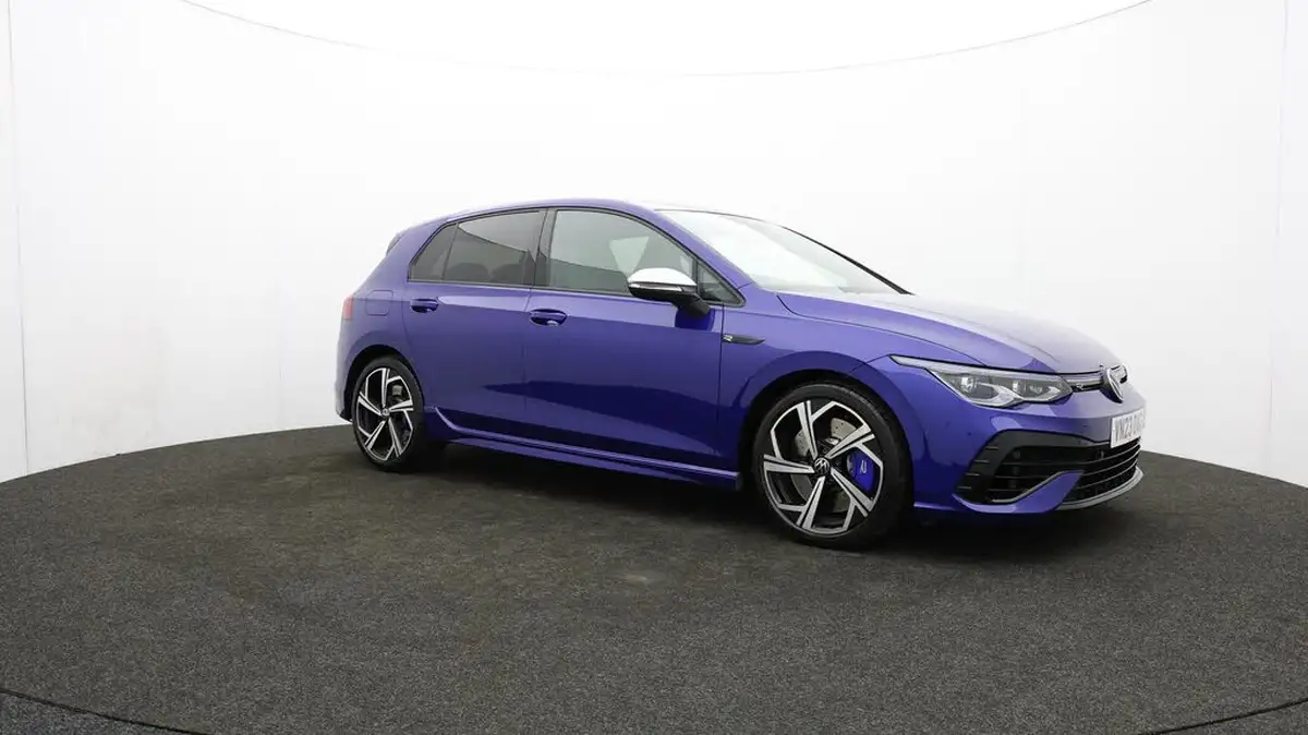 2023-volkswagen-golf-20-tsi-r-320ps-hatchback-big-48