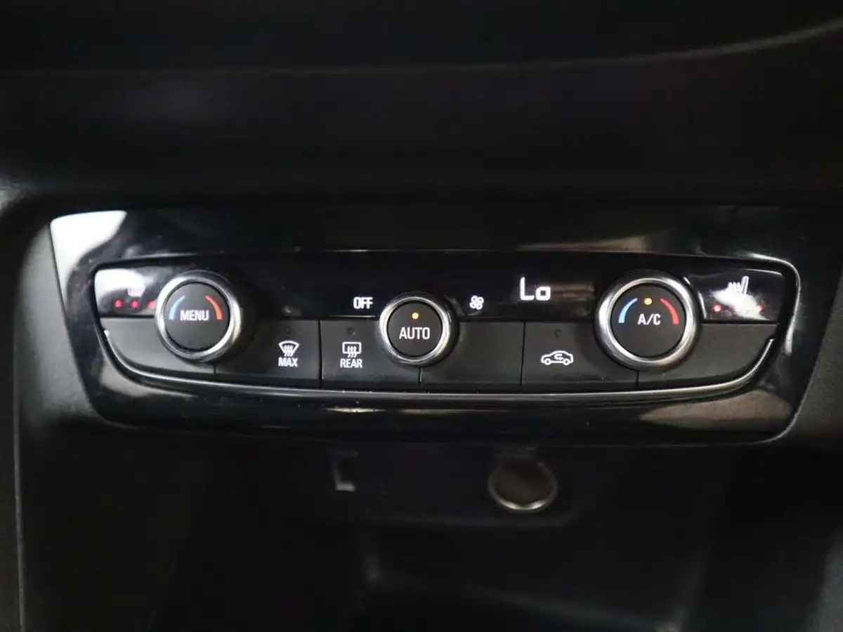 2022-vauxhall-corsa-12-turbo-ultimate-100ps-big-30